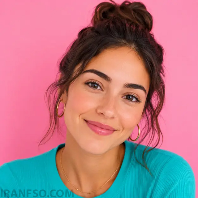 استودیوی صورتی پاستلی (Pink Pastel Studio Look)
