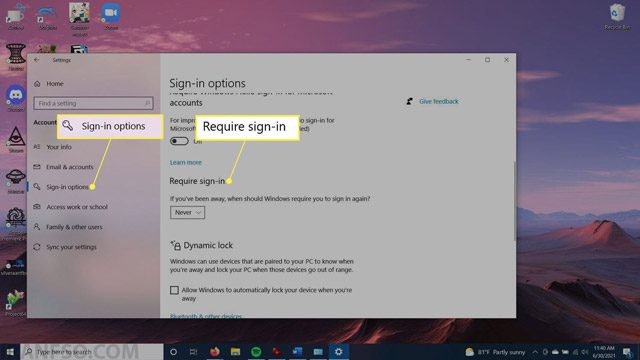 گزینه Sign-in options را انتخاب کنید.