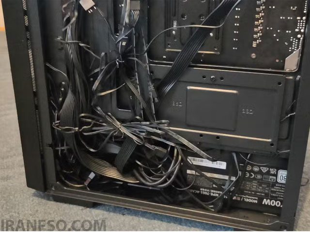 هرگز کابل‌های منبع تغذیه ماژولار را بین پاورهای مختلف جابه‌جا نکنید